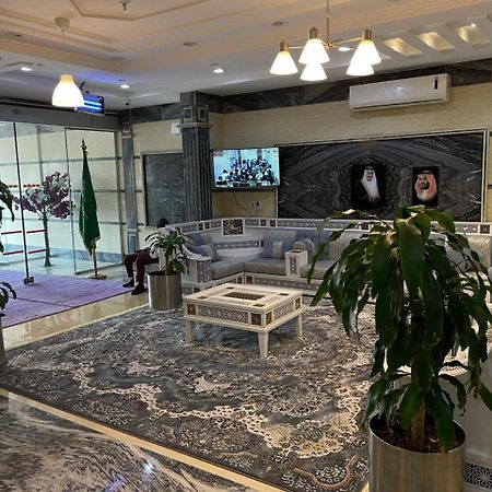 Al Manzil Almutmeez Aparthotel Jeddah Exterior foto
