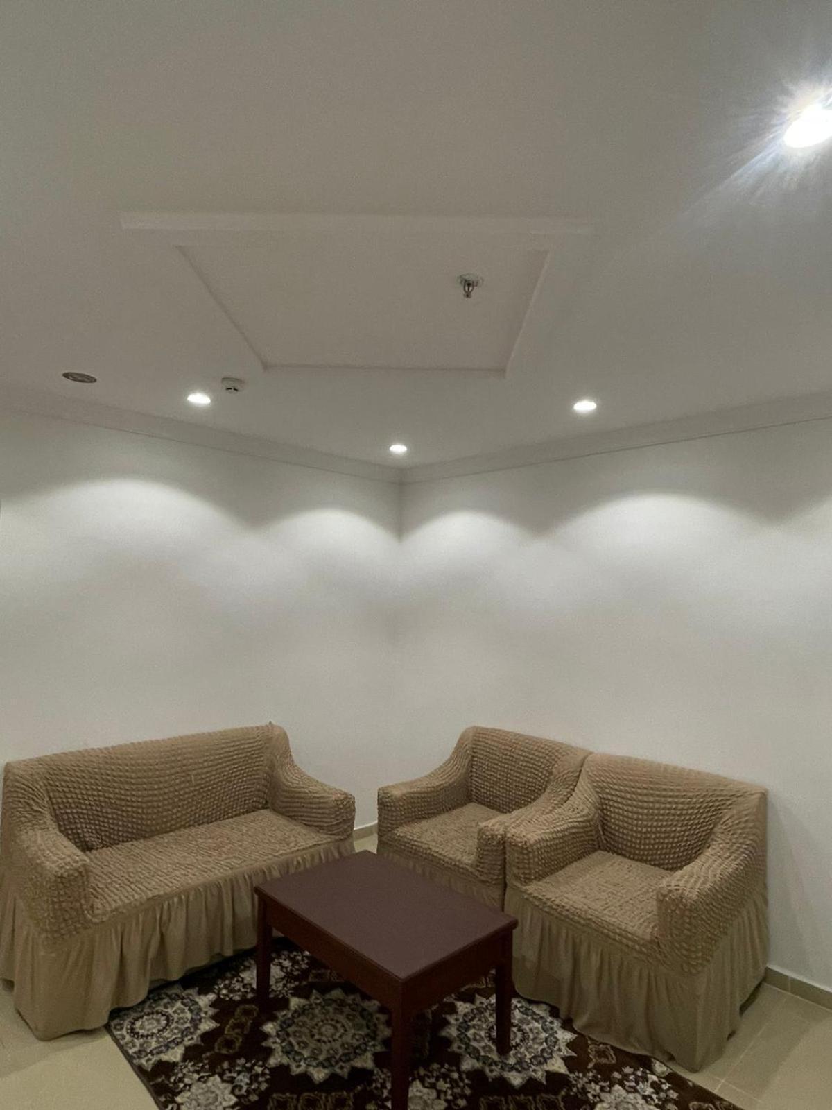 Al Manzil Almutmeez Aparthotel Jeddah Exterior foto